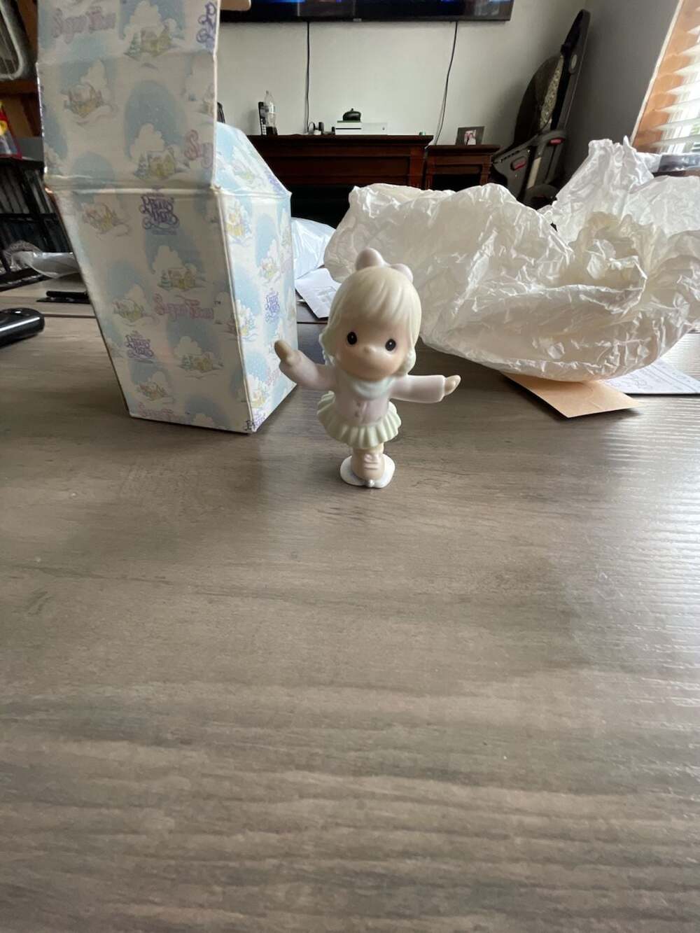 #H Precious Moments Sugar Town Mazie Figurine